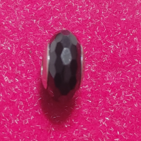 ʕ·ᴥ·ʔAuthentic Pandora Black Fascinating Faceted Murano Charm 791069 - Picture 2 of 4